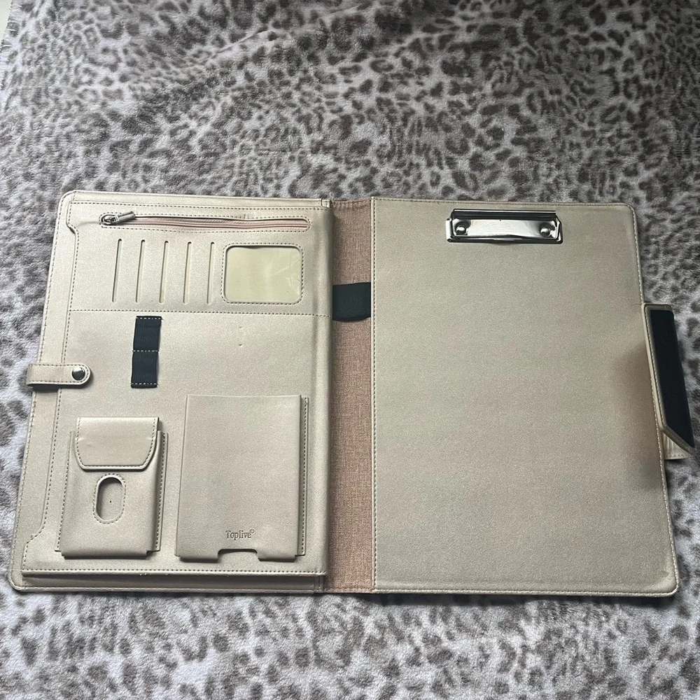 Black and Gold Executive Business Padfolio